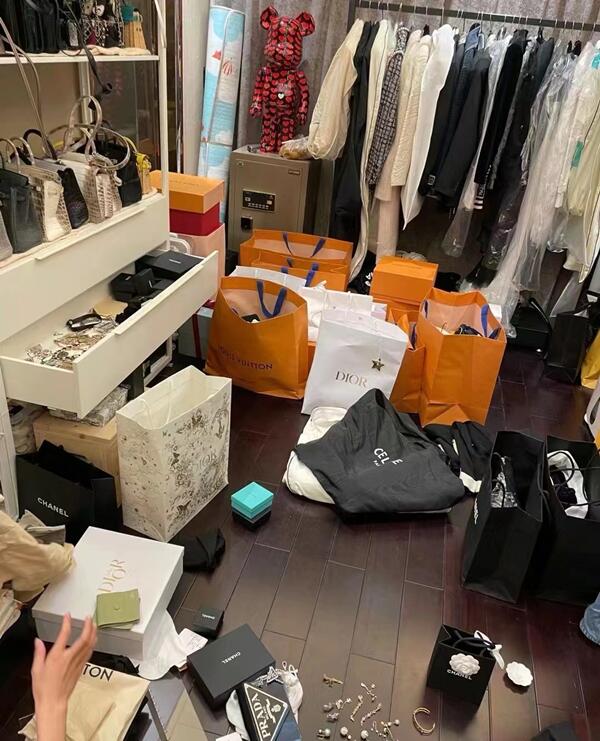 山南加查县回收顶奢鞋服